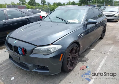2013 BMW M5 from USA, damaged, VIN WBSFV9C50DD095741